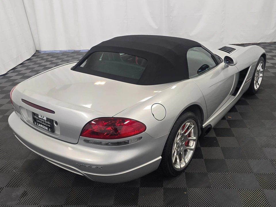 2005 Dodge Viper 3rd Gen - Image 18 of 31