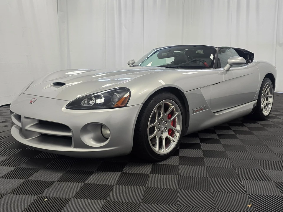 2005 Dodge Viper 3rd Gen - Image 2 of 31
