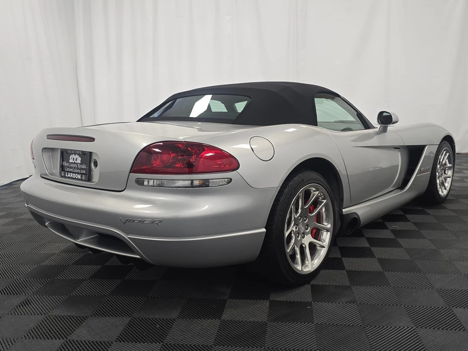 2005 Dodge Viper 3rd Gen - Image 17 of 31