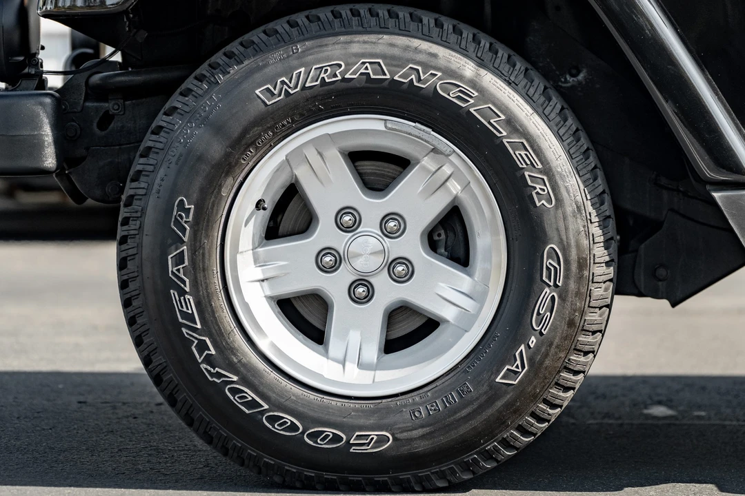 2006 Jeep TJ Wrangler - Image 27 of 31