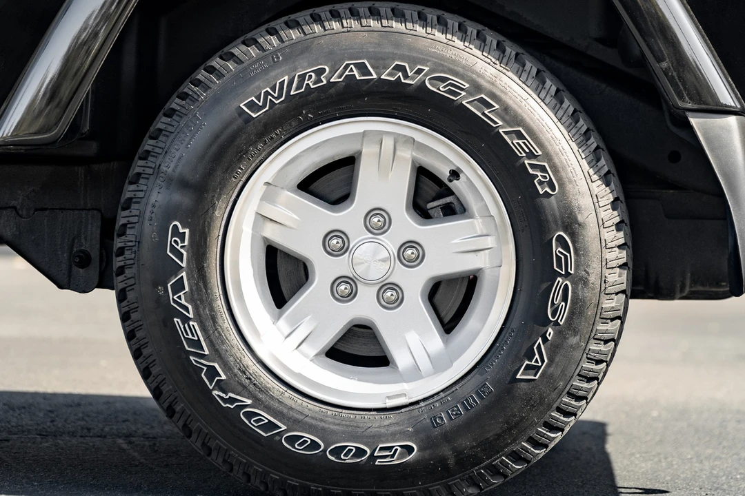 2006 Jeep TJ Wrangler - Image 30 of 31