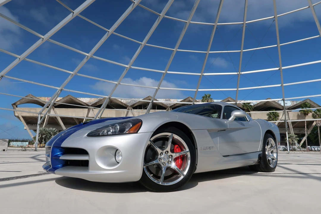 2010 Dodge Viper 3rd Gen - Image 12 of 31