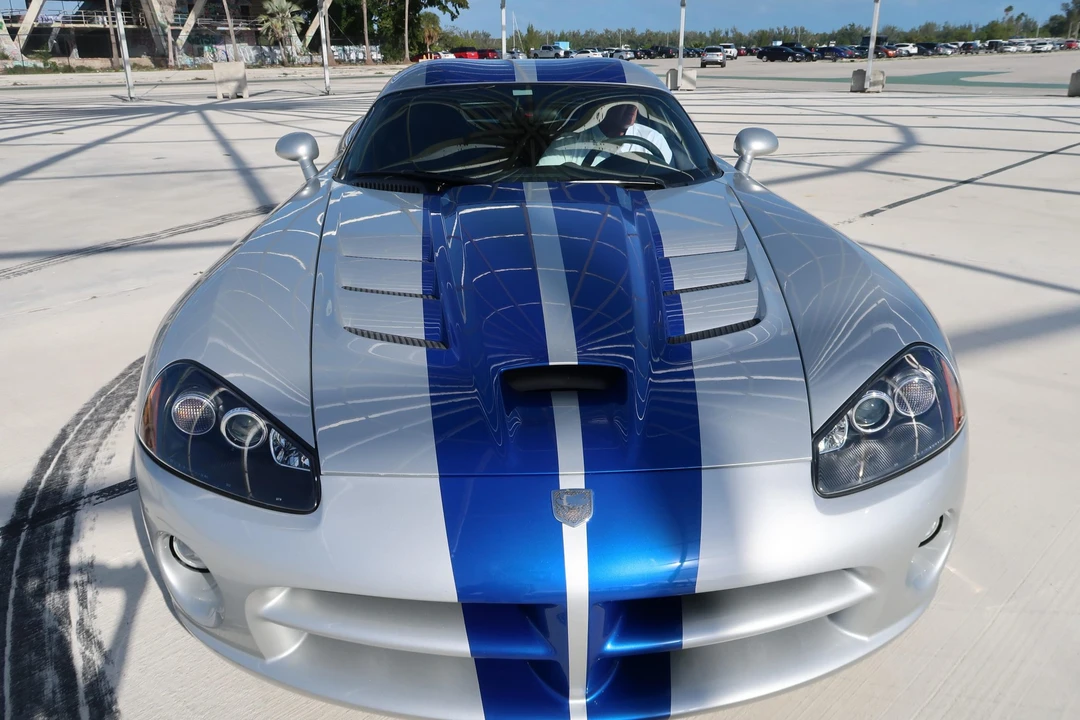 2010 Dodge Viper 3rd Gen - Image 15 of 31