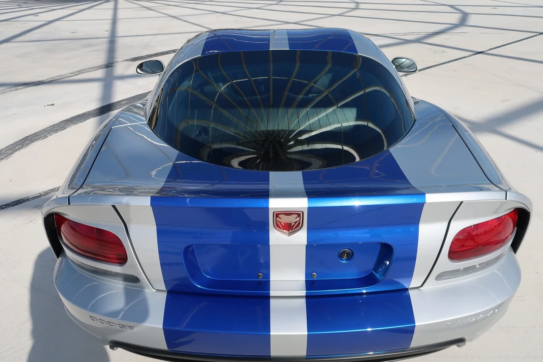 2010 Dodge Viper 3rd Gen - Image 7 of 31