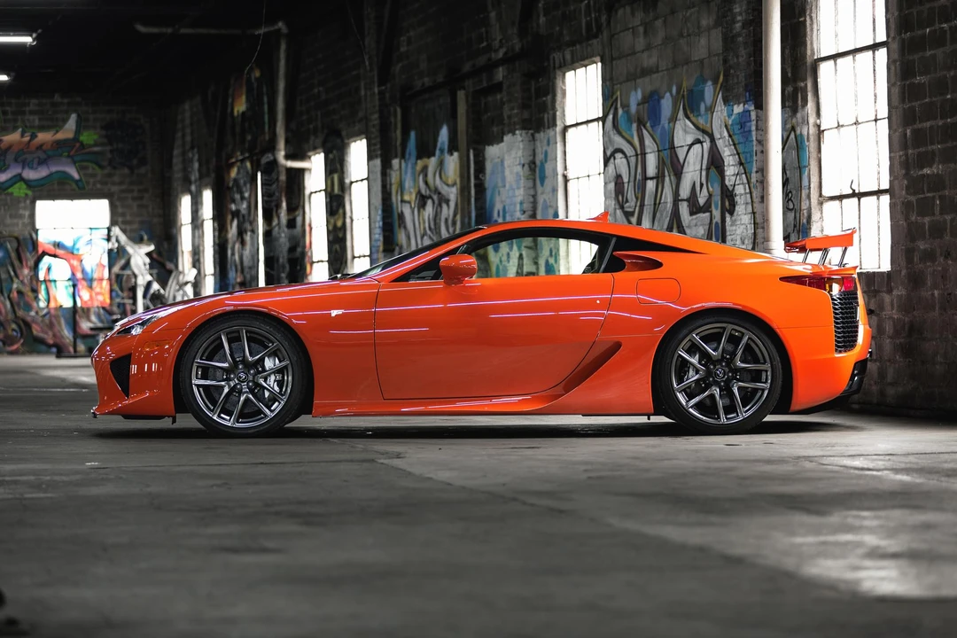 2012 Lexus LFA - Image 3 of 31