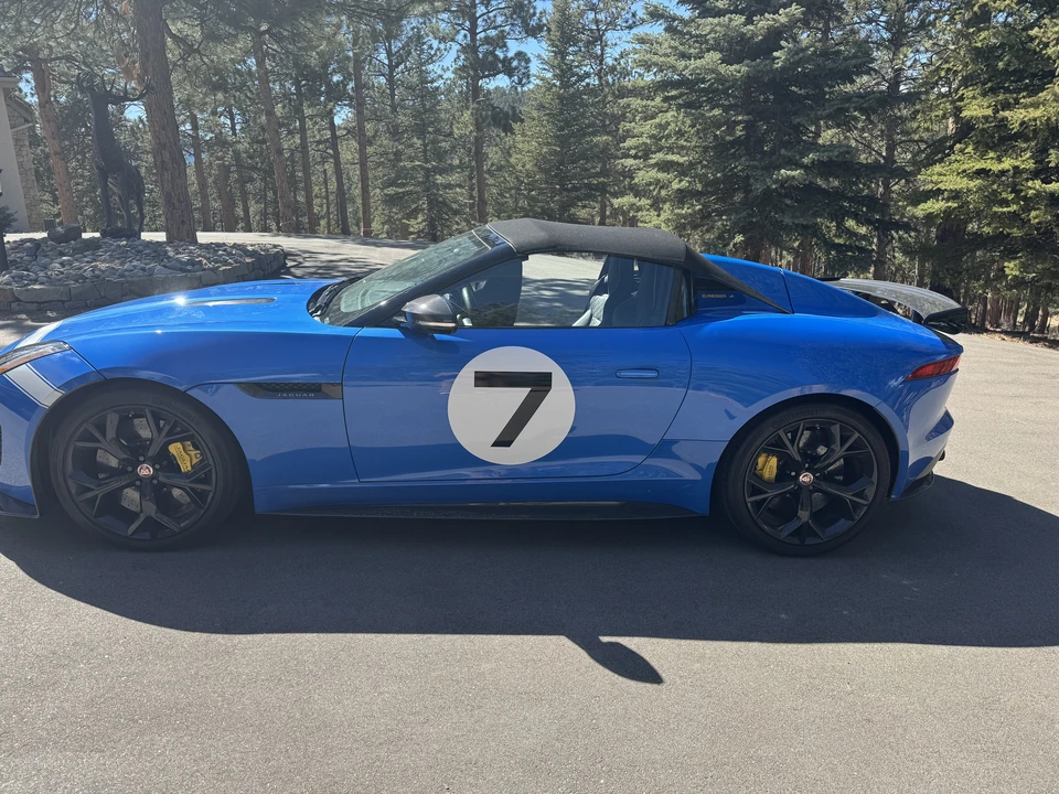 2016 Jaguar F-Type SVR 1st Gen - Image 10 of 31