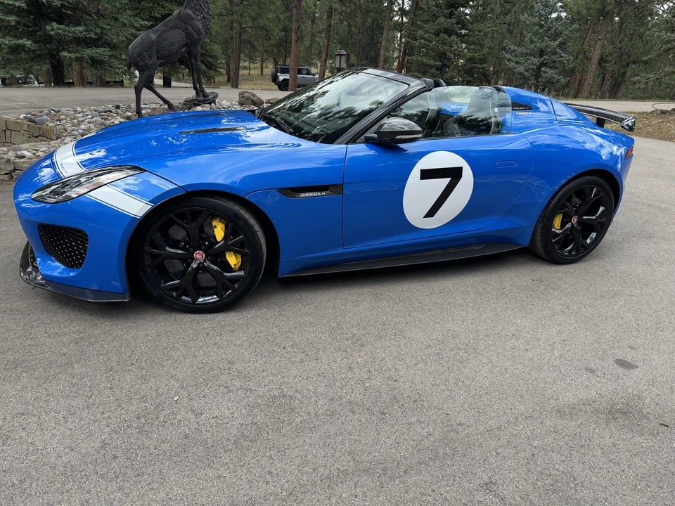 2016 Jaguar F-Type SVR 1st Gen - Image 5 of 31
