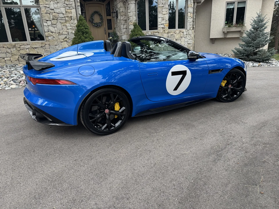 2016 Jaguar F-Type SVR 1st Gen - Image 9 of 31