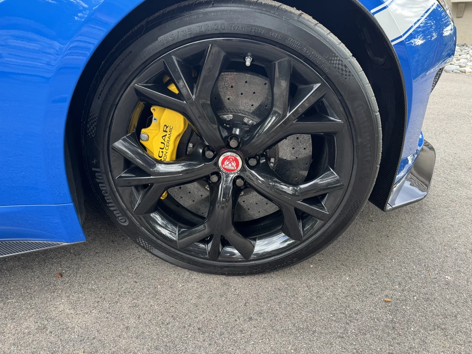 2016 Jaguar F-Type SVR 1st Gen - Image 17 of 31