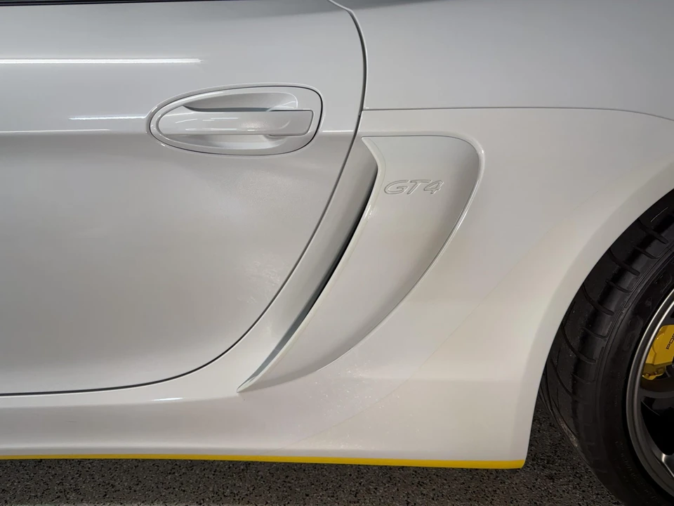 2016 Porsche 981 Cayman GT4 - Image 25 of 31