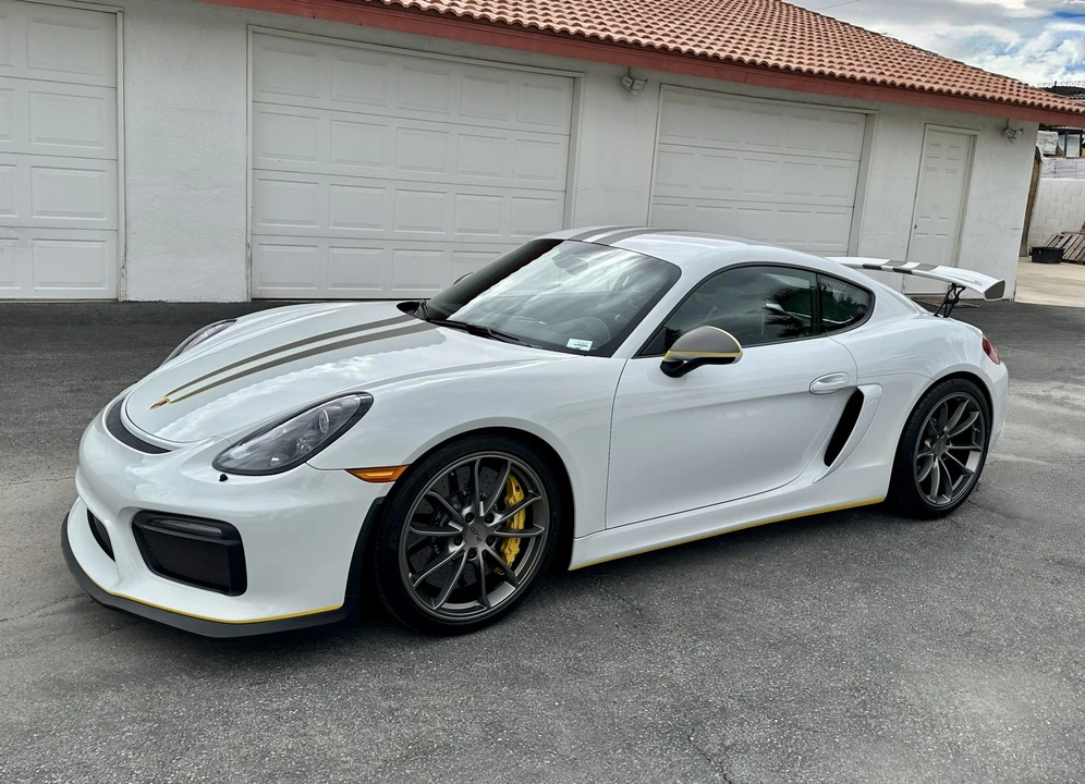 2016 Porsche 981 Cayman GT4 - Image 4 of 31
