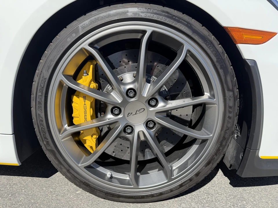 2016 Porsche 981 Cayman GT4 - Image 30 of 31