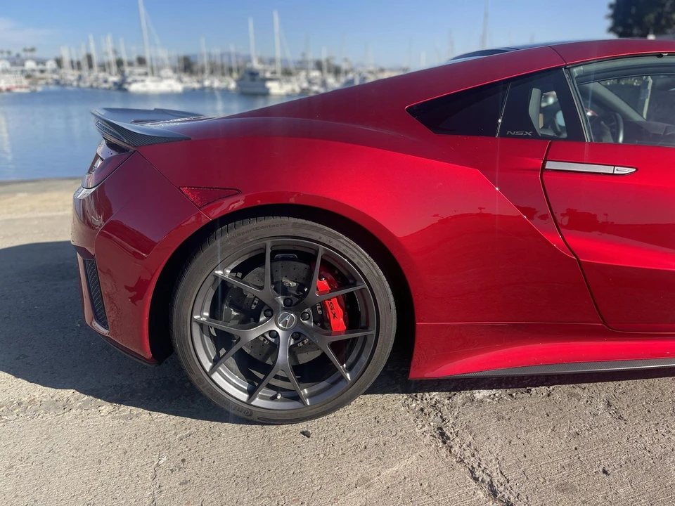2017 Acura NC1 NSX - Image 11 of 31