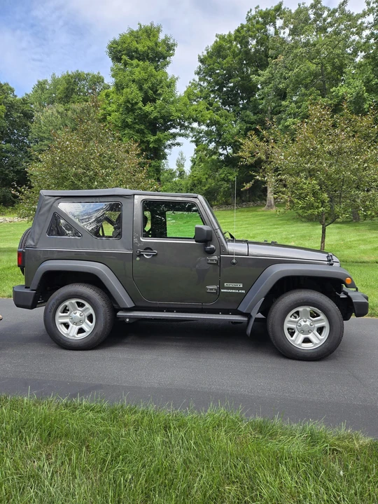 2017 Jeep JK Wrangler - Image 9 of 31