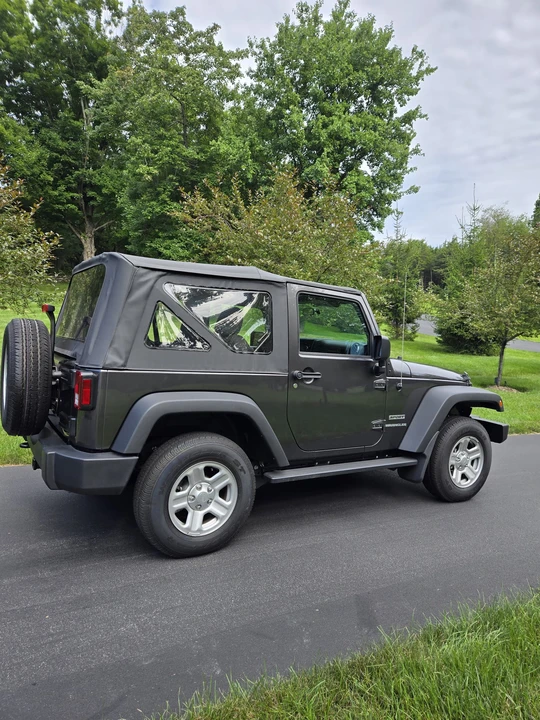 2017 Jeep JK Wrangler - Image 10 of 31