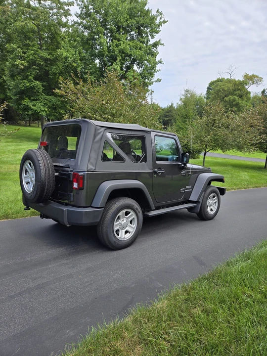 2017 Jeep JK Wrangler - Image 11 of 31