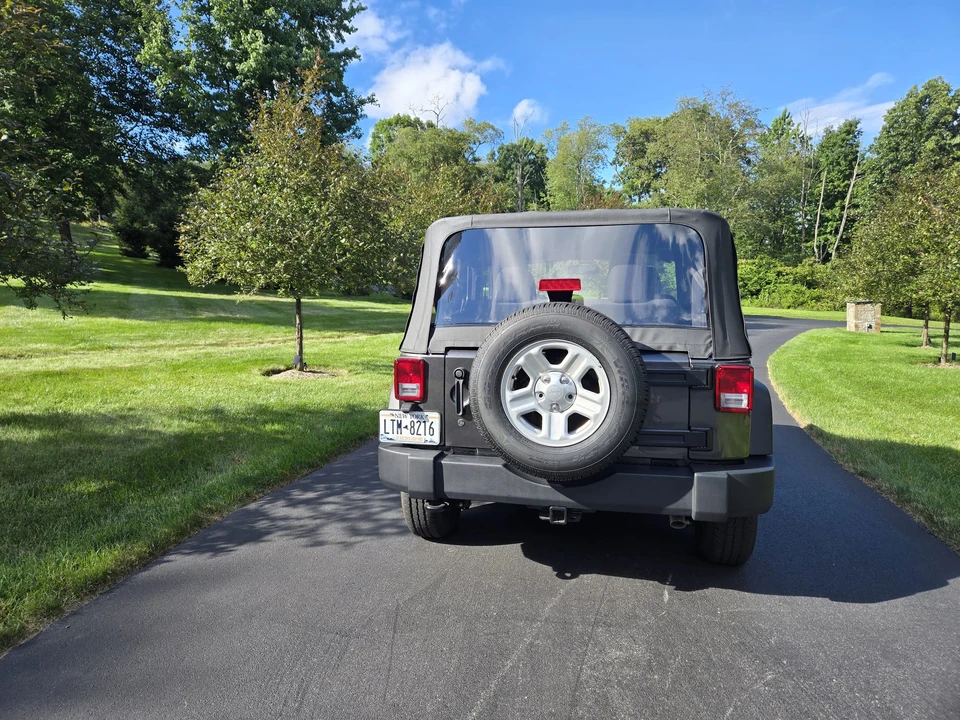 2017 Jeep JK Wrangler - Image 13 of 31