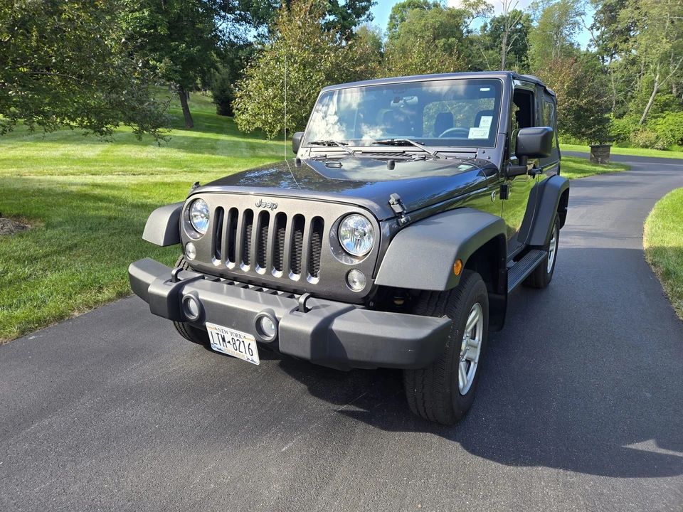 2017 Jeep JK Wrangler - Image 2 of 31