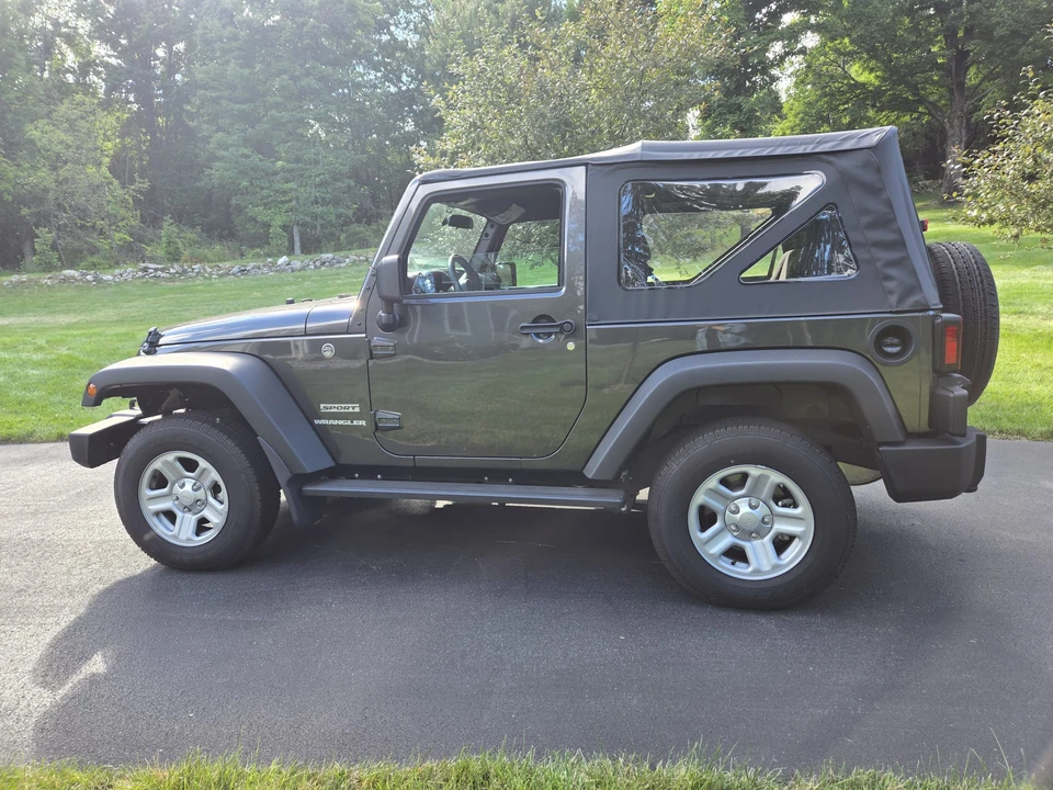 2017 Jeep JK Wrangler - Image 21 of 31