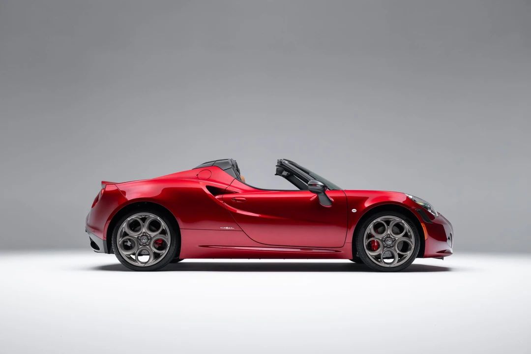 2020 Alfa Romeo 4C Spider - Image 23 of 31