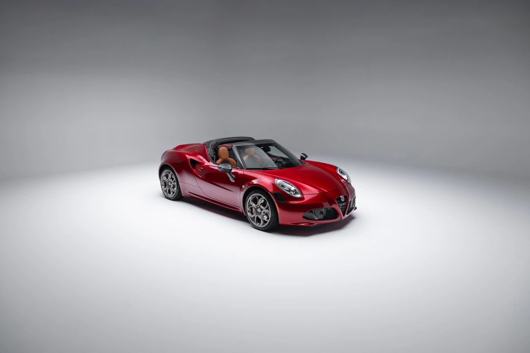 2020 Alfa Romeo 4C Spider - Image 15 of 31