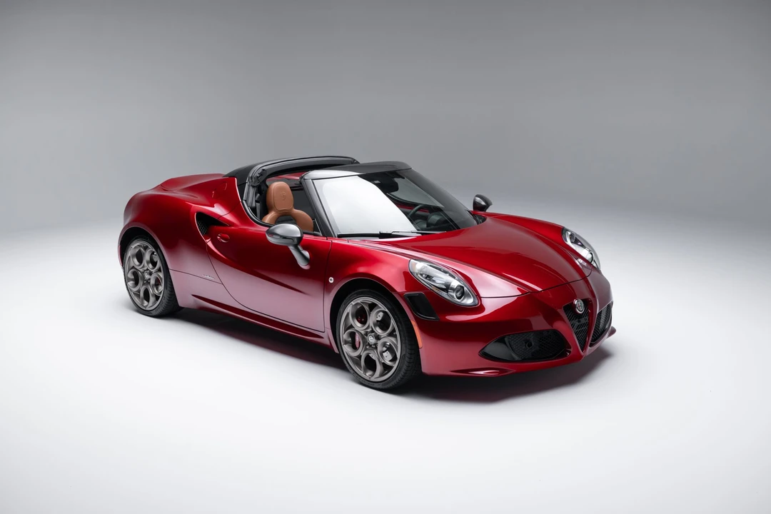 2020 Alfa Romeo 4C Spider - Image 17 of 31