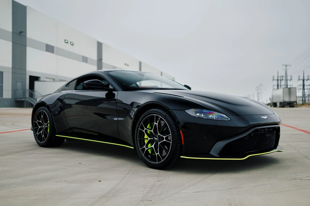 2020 Aston Martin V8 Vantage (2019+) - Image 1 of 31