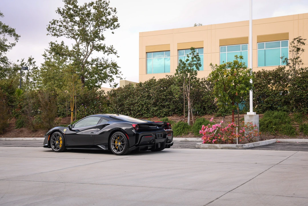 2020 Ferrari 488 Pista - Image 22 of 31