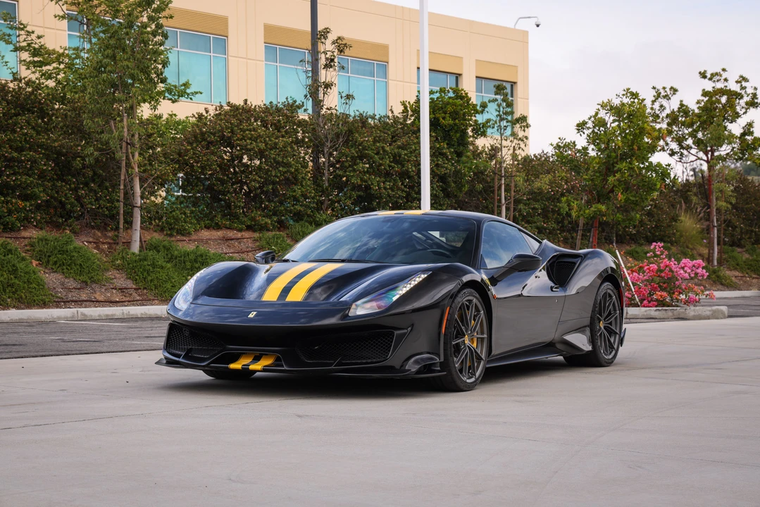 2020 Ferrari 488 Pista - Image 7 of 31