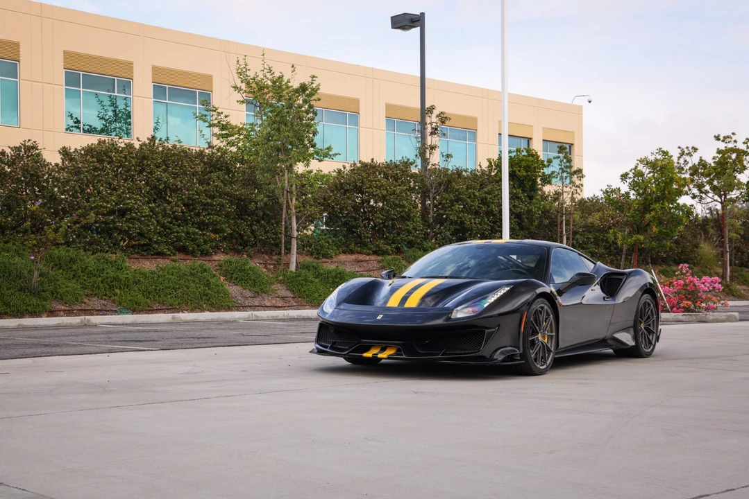 2020 Ferrari 488 Pista - Image 8 of 31