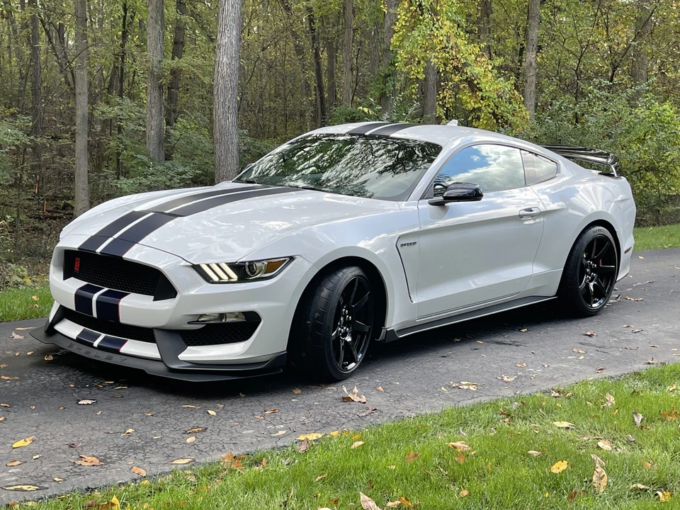 2020 Ford S550 Shelby Mustang GT350R - Image 2 of 31