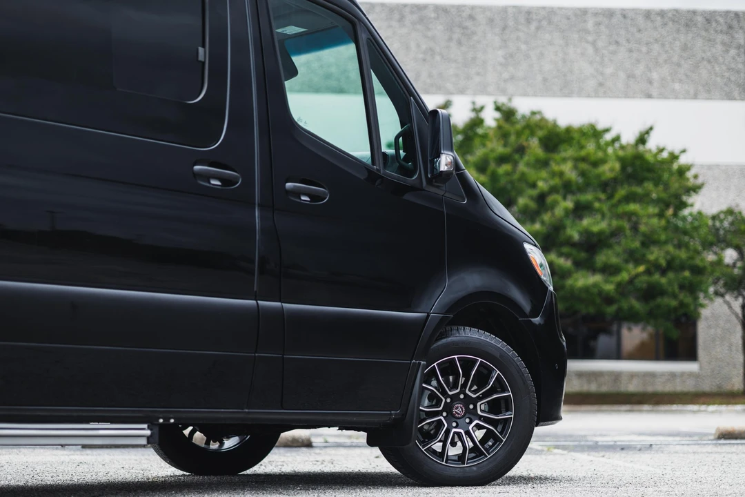 2022 Mercedes-Benz VS30 Sprinter - Image 19 of 31
