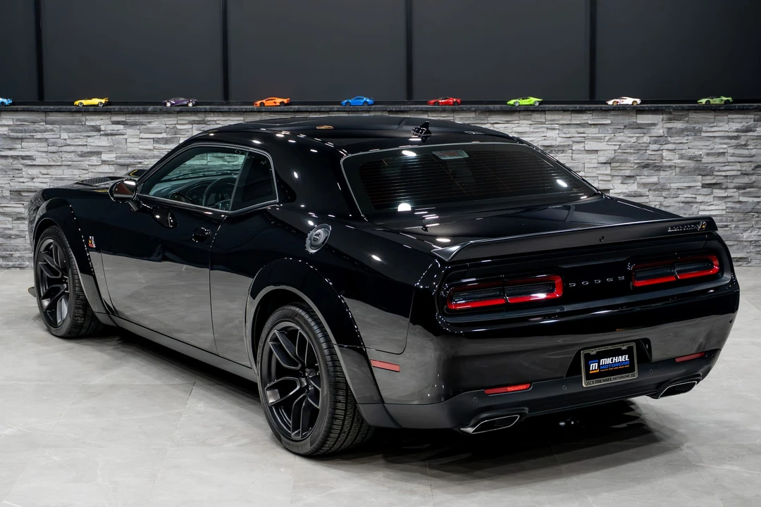 2023 Dodge Challenger SRT8 & 392 3rd Gen - Image 21 of 31