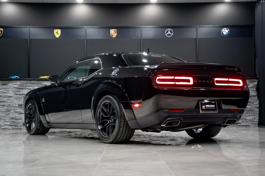 2023 Dodge Challenger SRT8 & 392 3rd Gen - Image 28 of 31