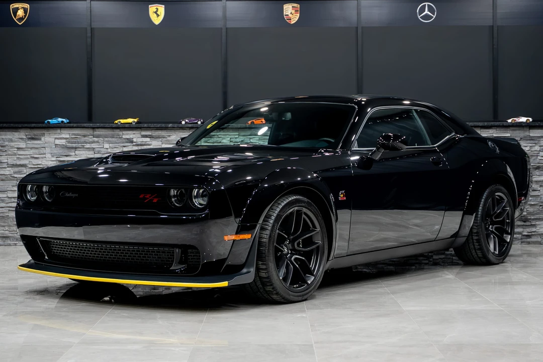 2023 Dodge Challenger SRT8 & 392 3rd Gen - Image 5 of 31