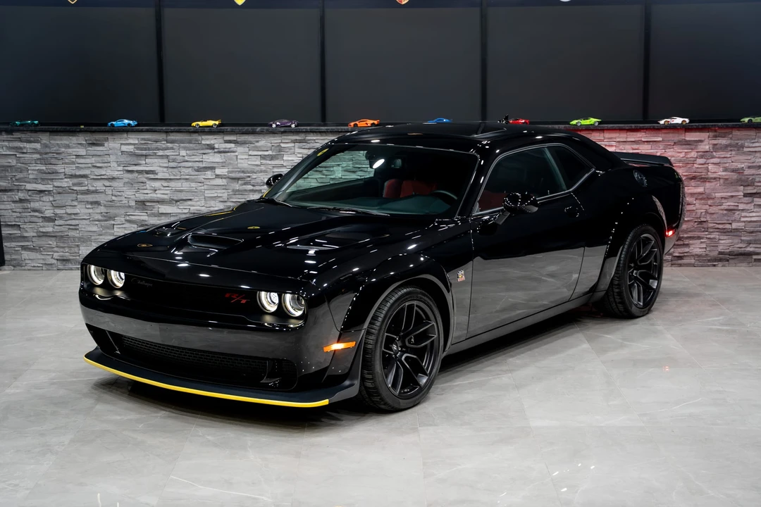 2023 Dodge Challenger SRT8 & 392 3rd Gen - Image 7 of 31