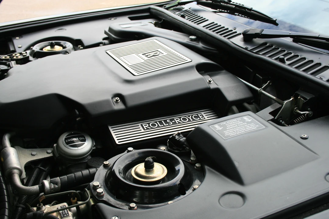 2001 Rolls-Royce Corniche Series V - Image 2 of 8