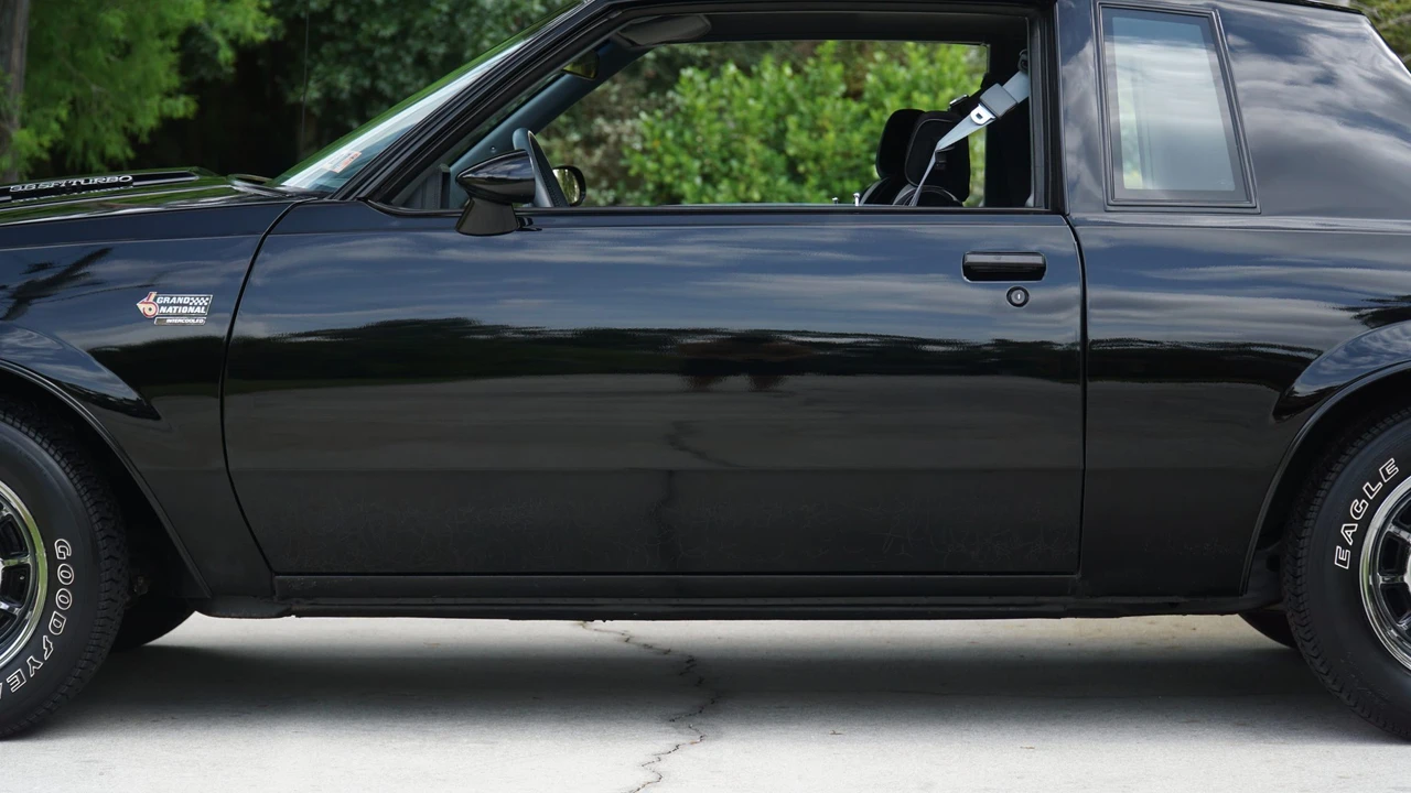 1987 Buick Grand National - Image 17 of 31