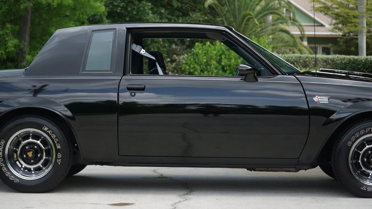1987 Buick Grand National - Image 18 of 31