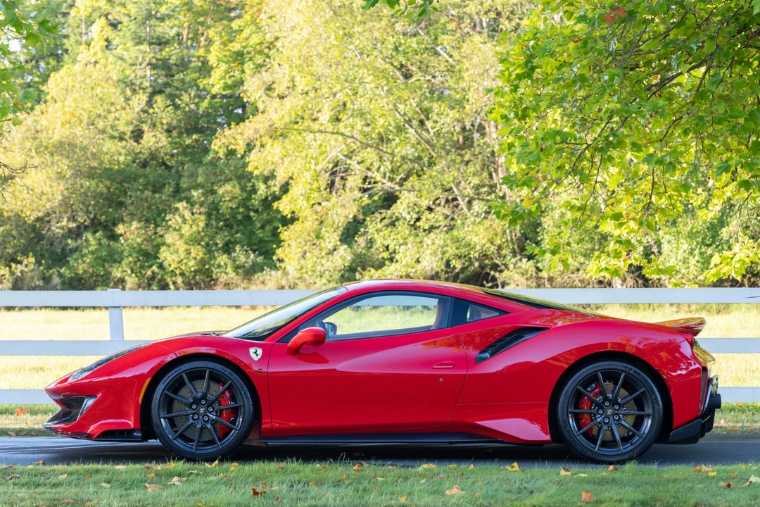 2020 Ferrari 488 Pista - Image 19 of 31