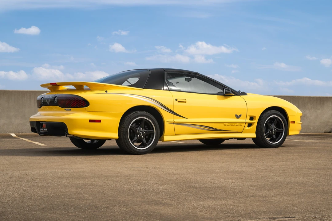 2002 Pontiac Firebird Trans Am 4th Gen - Image 10 of 31
