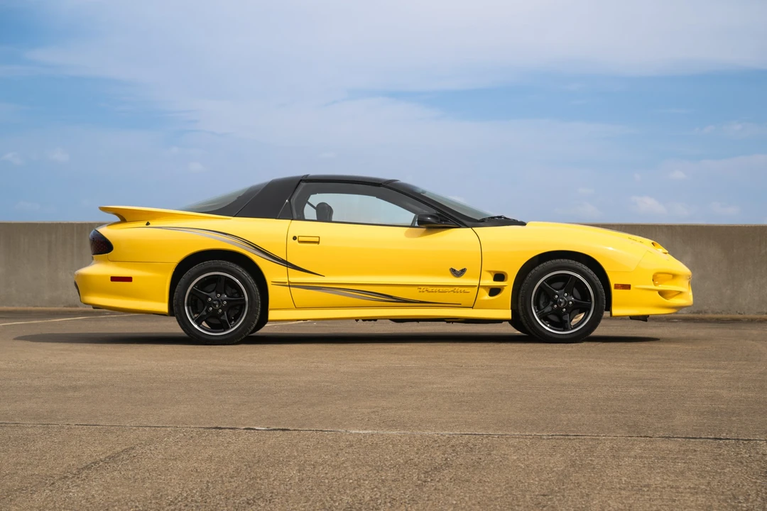 2002 Pontiac Firebird Trans Am 4th Gen - Image 9 of 31