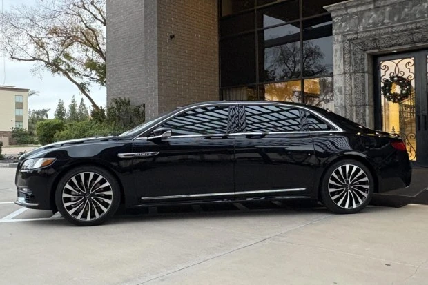 2020 Lincoln Continental 10th Gen - Image 3 of 7