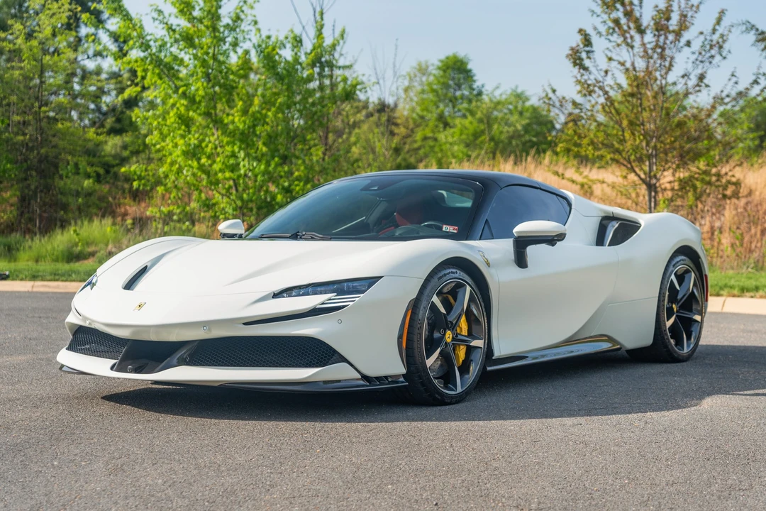 2023 Ferrari SF90 Spider - Image 10 of 31
