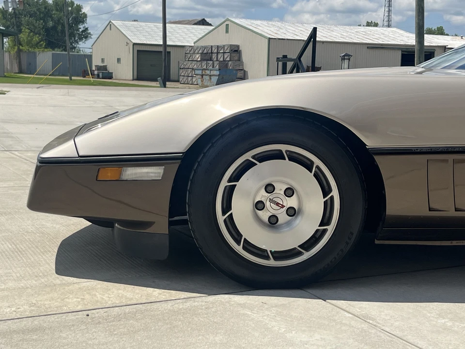 1986 Chevrolet Corvette C4 - Image 21 of 31