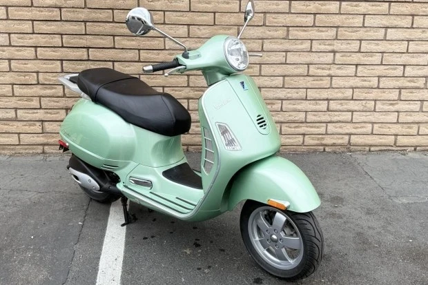 2005 Vespa Sei & PX & ET & LX & GT - Image 3 of 7