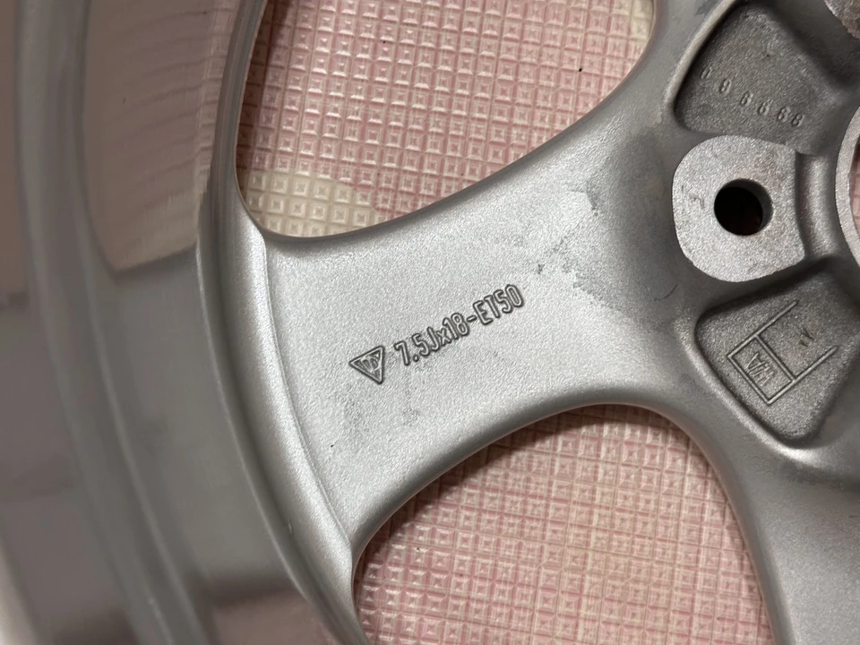 Parts & Memorabilia Porsche Wheels - Image 20 of 31