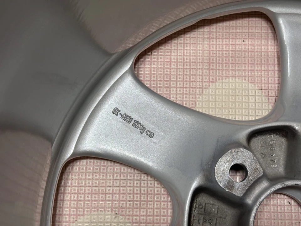 Parts & Memorabilia Porsche Wheels - Image 28 of 31