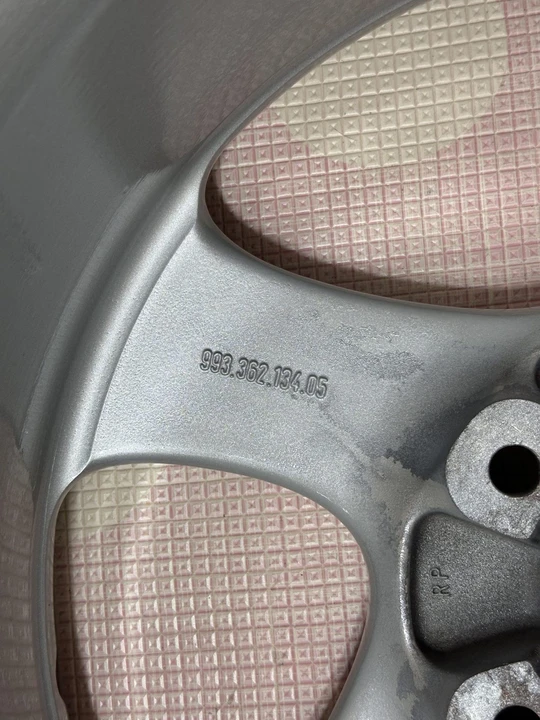 Parts & Memorabilia Porsche Wheels - Image 22 of 31