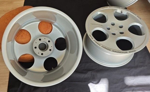 Parts & Memorabilia Other Wheels - Image 3 of 5